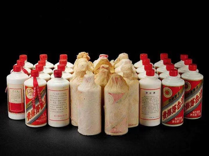 章贡日照岚山回收酒价格哪里回收(附近上门回收茅台酒）?